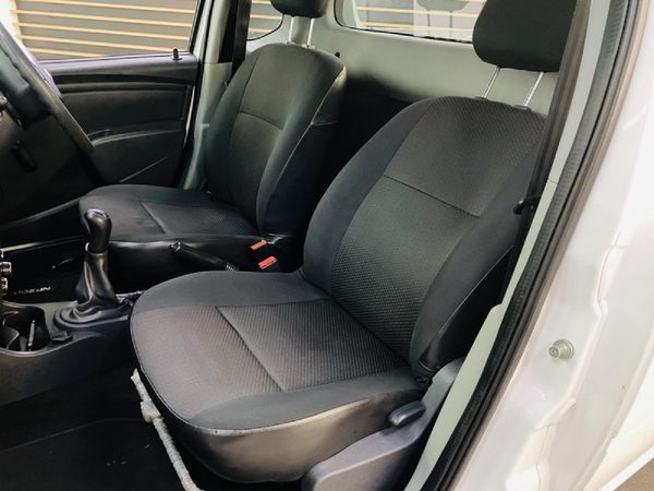 2021-Nissan-NP200-16-AC-Safety-Pack image:20