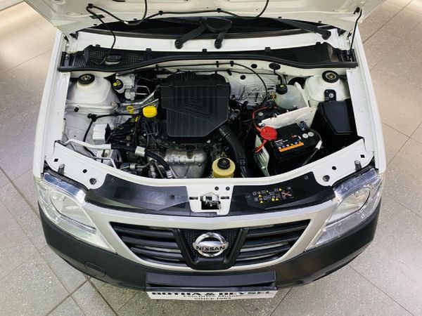 2021-Nissan-NP200-16-AC-Safety-Pack image:4