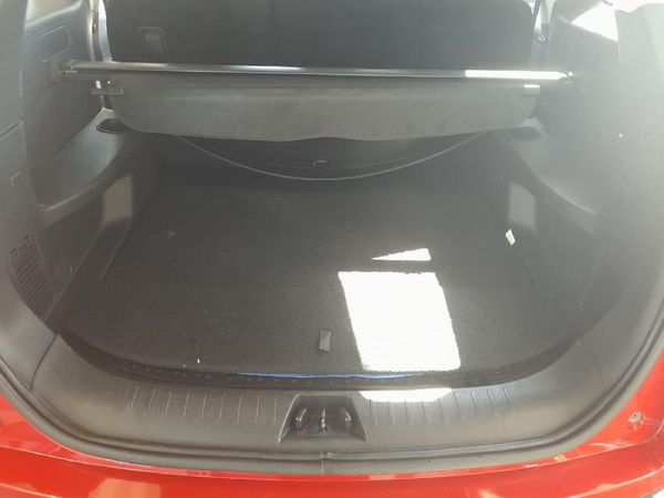 2024-Mahindra-XUV-700-20-AX5-Auto image:10