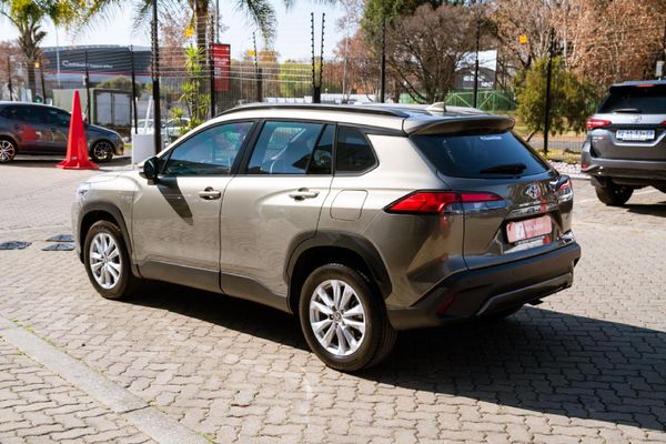 2025-Toyota-Corolla-Cross-18-XS image:4