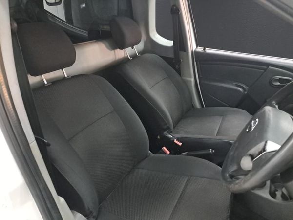 2023-Nissan-NP200-16-AC-Safety-Pack image:9
