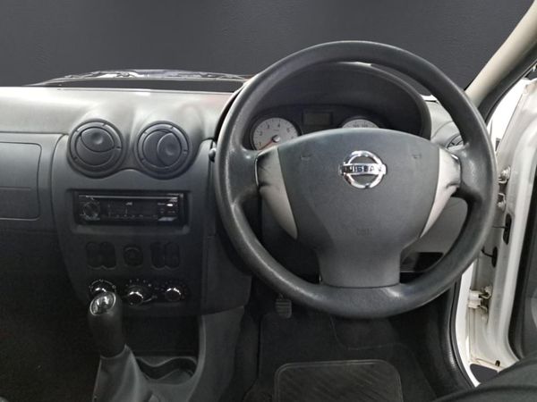 2023-Nissan-NP200-16-AC-Safety-Pack image:10