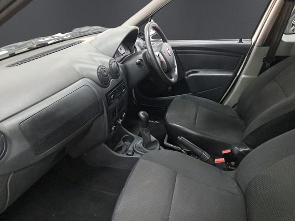 2023-Nissan-NP200-16-AC-Safety-Pack image:11