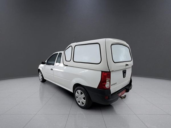 2023-Nissan-NP200-16-AC-Safety-Pack image:4