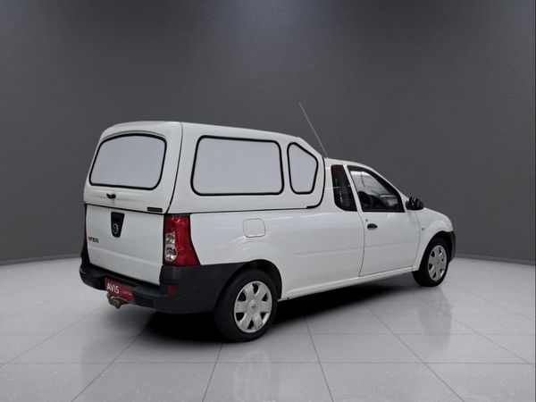 2023-Nissan-NP200-16-AC-Safety-Pack image:6