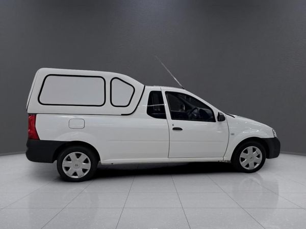 2023-Nissan-NP200-16-AC-Safety-Pack image:7