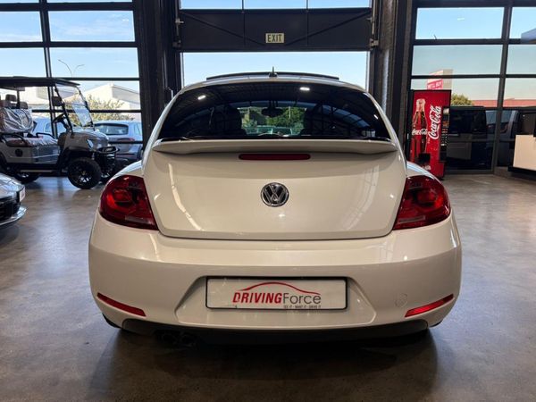 2015-Volkswagen-Beetle-14-TSI-Sport-Auto image:5