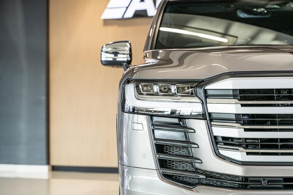 2026-Toyota-Land-Cruiser-300-V6-33D-ZX image:3