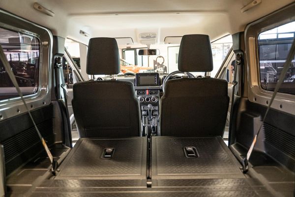 2024-Suzuki-Jimny-15-GLX-Auto image:9
