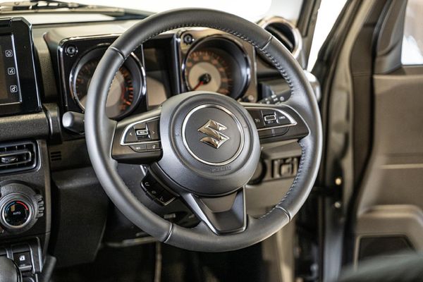 2024-Suzuki-Jimny-15-GLX-Auto image:11