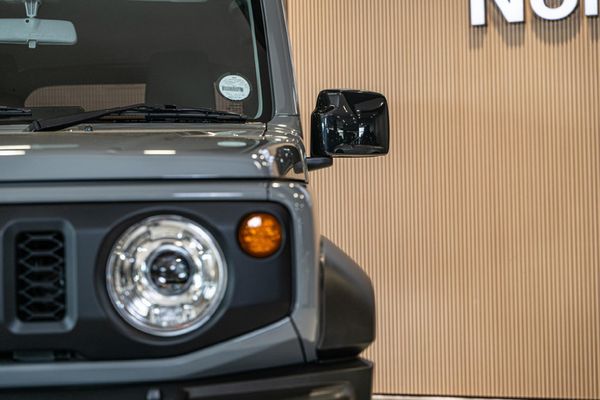 2024-Suzuki-Jimny-15-GLX-Auto image:5