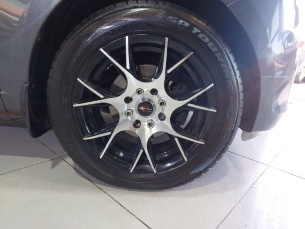 2012-Hyundai-i10-125-GLS-Fluid-Auto image:14