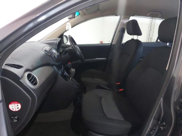 2012-Hyundai-i10-125-GLS-Fluid-Auto image:8