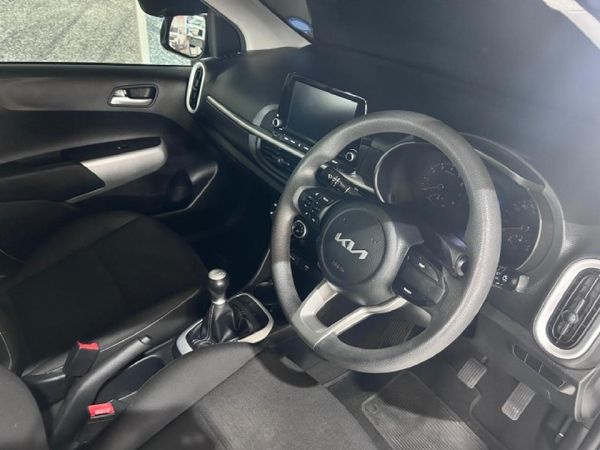 2023-Kia-Picanto-10-Street image:10