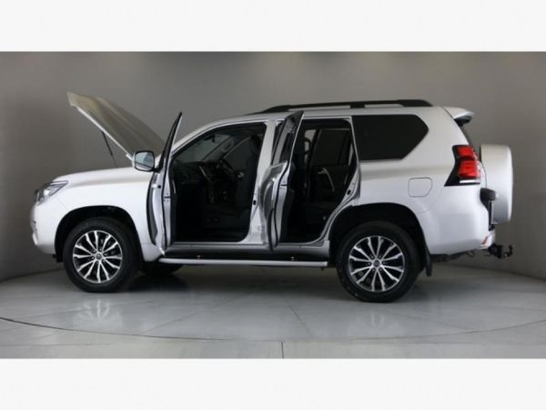 2024-Toyota-Land-Cruiser-Prado-28-GD-VX-L-Auto image:13