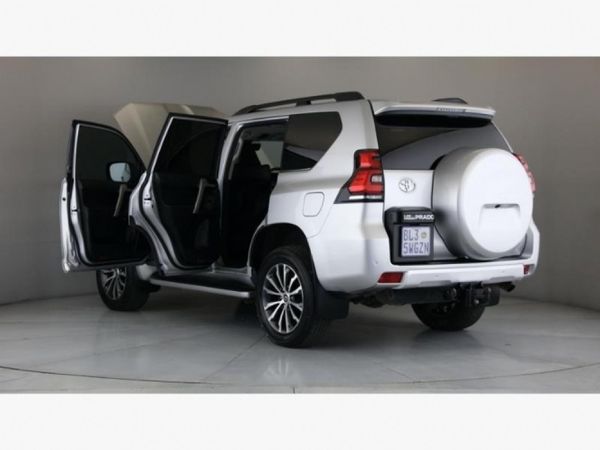2024-Toyota-Land-Cruiser-Prado-28-GD-VX-L-Auto image:19