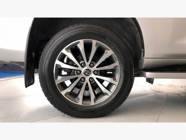 2024-Toyota-Land-Cruiser-Prado-28-GD-VX-L-Auto image:24