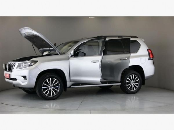 2024-Toyota-Land-Cruiser-Prado-28-GD-VX-L-Auto image:8