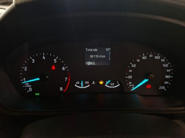 2020-Ford-EcoSport-15-TiVCT-Ambiente-Auto image:12