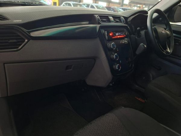 2019-Mahindra-KUV-100-12-TD-K6-NXT image:14