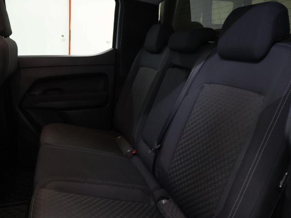 2025-Volkswagen-Amarok-20-TDI-125kW-Life-Auto-Double-Cab image:24