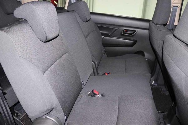 2026-Suzuki-Ertiga-15-GA image:13