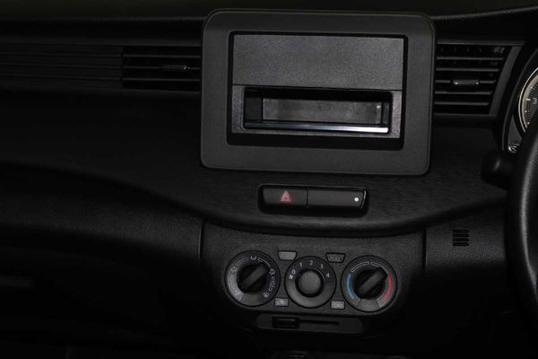 2026-Suzuki-Ertiga-15-GA image:8