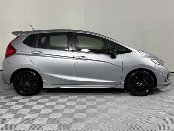 2021-Honda-Jazz-15-Sport-Auto image:17