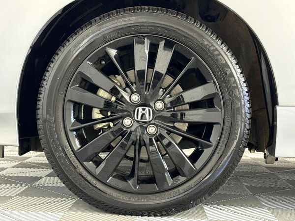 2021-Honda-Jazz-15-Sport-Auto image:4
