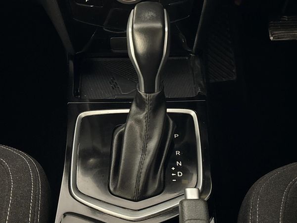 2025-Mahindra-XUV-3XO-12T-MX3-Auto image:9