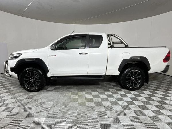 2021-Toyota-Hilux-28-GD-6-Raised-Body-Legend-4x4-Extended-Cab image:16