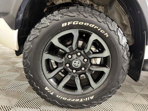 2021-Toyota-Hilux-28-GD-6-Raised-Body-Legend-4x4-Extended-Cab image:3