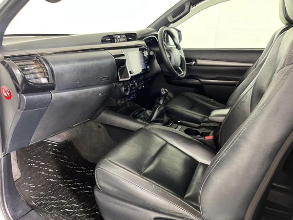 2021-Toyota-Hilux-28-GD-6-Raised-Body-Legend-4x4-Extended-Cab image:7