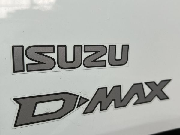 2022-Isuzu-D-Max-19-DDI-HR-L-Auto-Double-Cab image:11