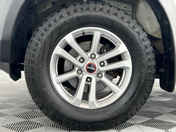 2022-Isuzu-D-Max-19-DDI-HR-L-Auto-Double-Cab image:4