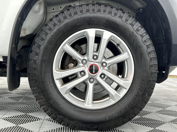 2022-Isuzu-D-Max-19-DDI-HR-L-Auto-Double-Cab image:5
