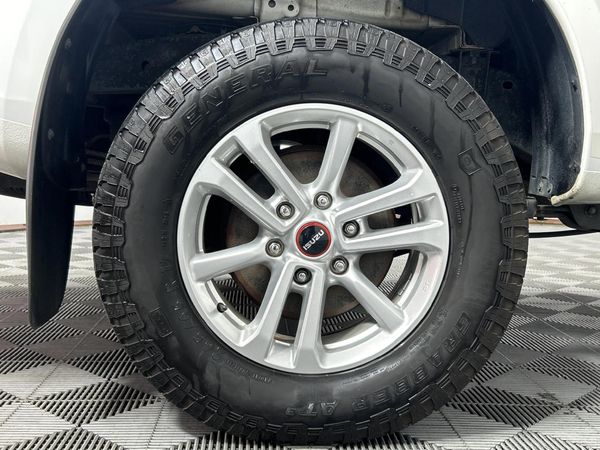 2022-Isuzu-D-Max-19-DDI-HR-L-Auto-Double-Cab image:7