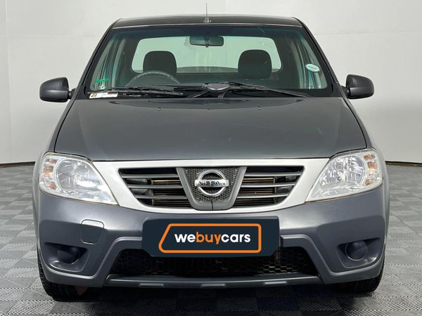 2019-Nissan-NP200-16-AC-Safety-Pack image:10
