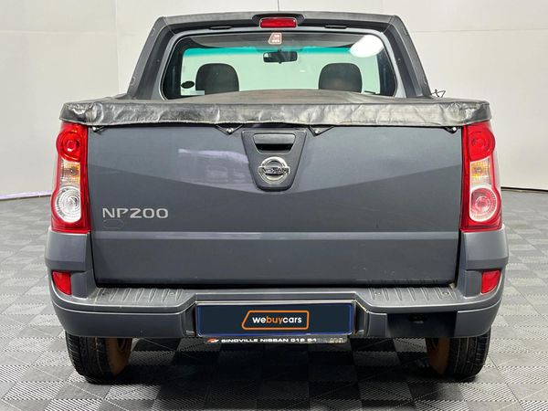 2019-Nissan-NP200-16-AC-Safety-Pack image:13