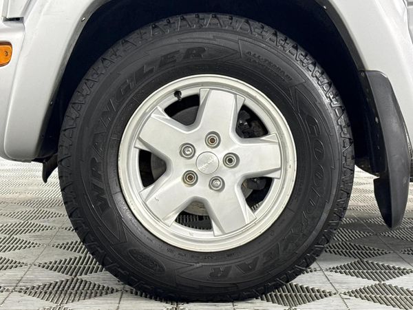 2003-Jeep-Cherokee-28-CRD-Limited-Auto image:4