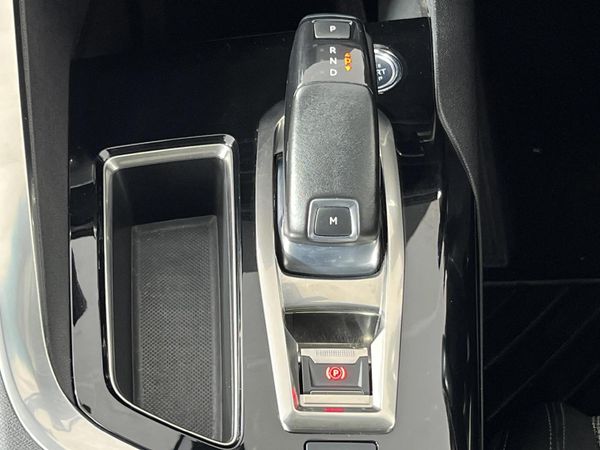 2020-Peugeot-5008-20-HDI-Allure-Auto image:9