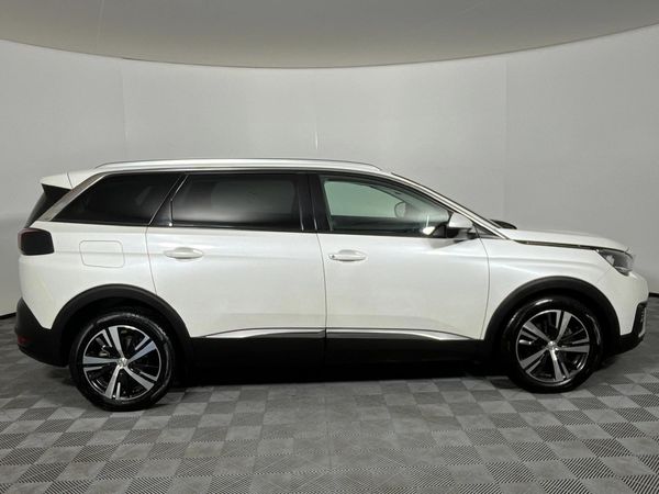 2020-Peugeot-5008-20-HDI-Allure-Auto image:16