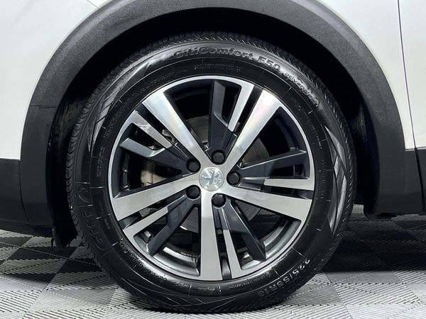 2020-Peugeot-5008-20-HDI-Allure-Auto image:3