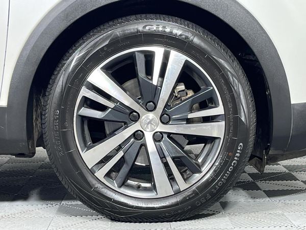 2020-Peugeot-5008-20-HDI-Allure-Auto image:4