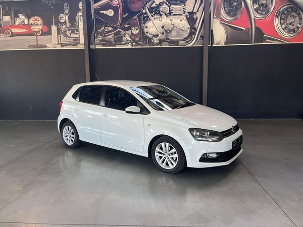 2019-Volkswagen-Polo-Vivo-14-Comfortline-5-dr image:2