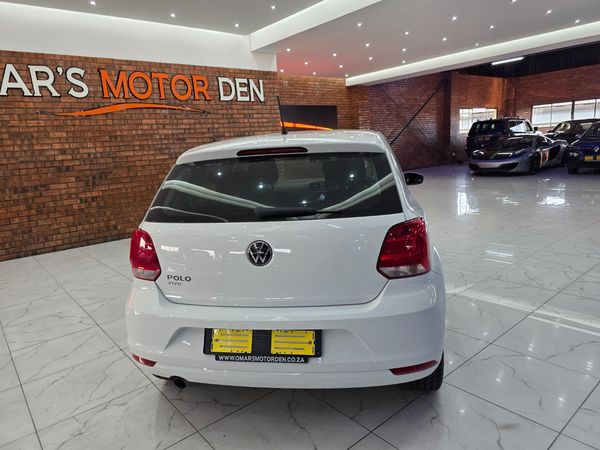2023-Volkswagen-Polo-Vivo-14-Comfortline-5-dr image:4