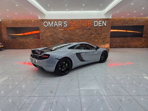 2012-McLaren-MP4-12C-Coupe image:2