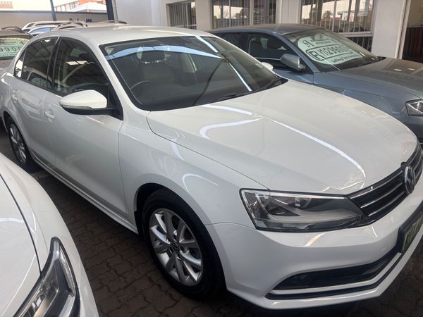 2017-Volkswagen-Jetta-GP-14-TSI-Comfortline image:1