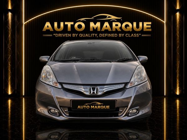 2011-Honda-Jazz-13-Hybrid image:1