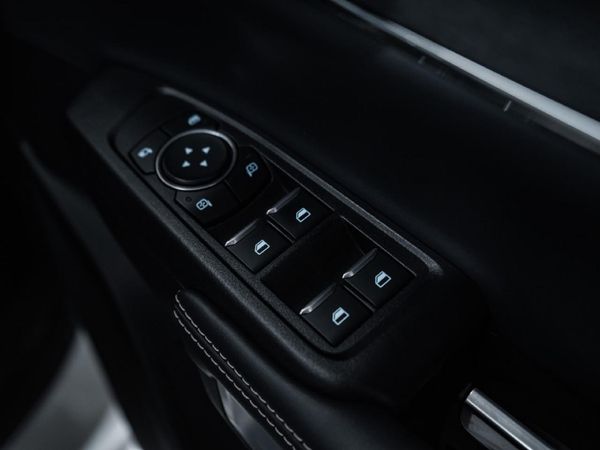 2025-Ford-Everest-30D-V6-Platinum-AWD-Auto image:8